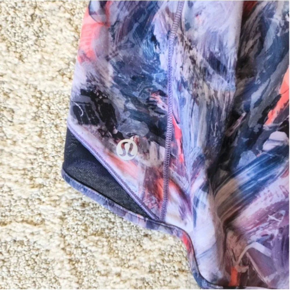 Lululemon Hotty Hot Lined Shorts‎ Size 4 Atmospheric Purple Multi 2.5
